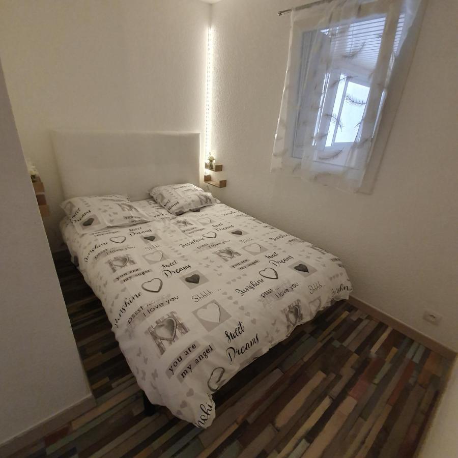 Apt Cosy, 4 Pers, Plein Centre Ville, Parking Offert Font-Romeu-Odeillo-Via Exteriör bild