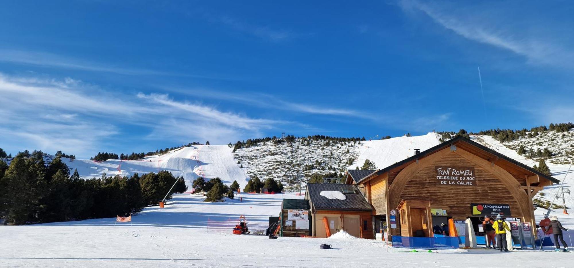 Apt Cosy, 4 Pers, Plein Centre Ville, Parking Offert Font-Romeu-Odeillo-Via Exteriör bild