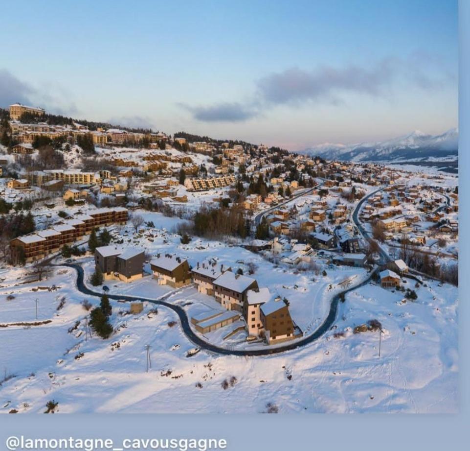 Apt Cosy, 4 Pers, Plein Centre Ville, Parking Offert Font-Romeu-Odeillo-Via Exteriör bild